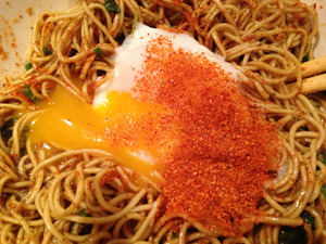 12汁なし担々麺卵@赤鬼
