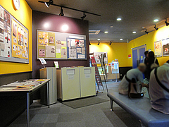 20外観:KBCシネマのロビー@映画館・天神