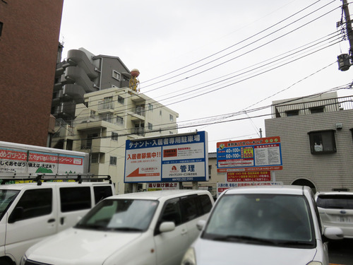 15駐車場