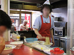 店内:ラーメンライブ1@博多ラーメンはかたや川端店