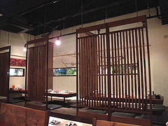 店内:小上がり・掘り炬燵@居心地屋レオン・薬院・居酒屋