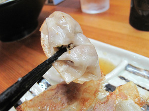 15餃子@六長屋