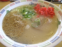 料理:ラーメン290円@博多ラーメンはかたや・箱崎店
