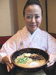 料理:味千ラーメンとアタシ@味千食堂・大橋店