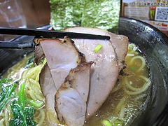 料理:豚骨醤油ラーメンチャーシュー@ラーメンさかえ・野間