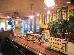 店内:カウンター席@文化屋カレー店・博多区住吉