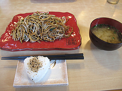 ランチ:平日限定ランチセット680円@麺焼そば・バソキ屋