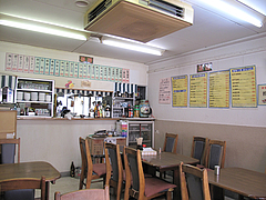 店内:テーブル席@福楽軒・清川