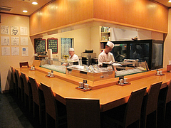 20店内:1階カウンター@鮨ダイニング太兵衛・博多区古門戸町