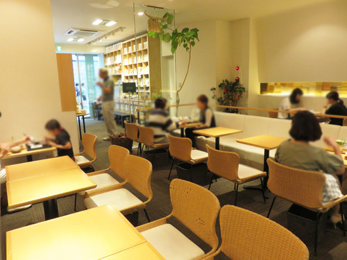4店内