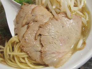 9チャーシュー@牛骨醤油ラーメン3