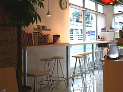 2店内:カウンター@sandelica(サンデリカ)・清川