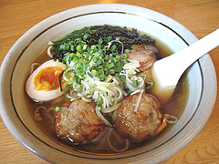 料理:つくねチャーシューらー麺620円@あごだし麺・五島軒