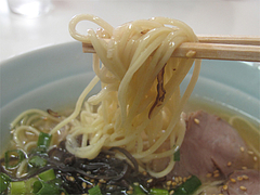 料理:ラーメン麺@中華万来