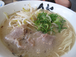 3もやしラーメン370円@ラーメン膳