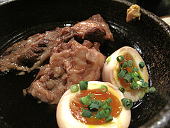 料理:豚バラ軟骨の角煮・煮玉子付き@白金玄歩・居酒屋・薬院