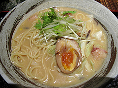 9ランチ:もつチャンポン空撮@銀の月・天神本店