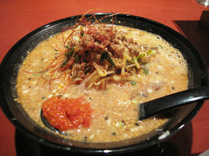 7殺人担々麺750円@陽華楼