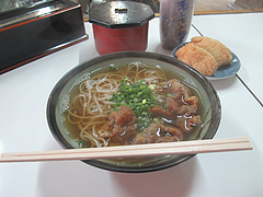 12外観:肉そば370円@古流さぬきうどん・むら・博多区東光