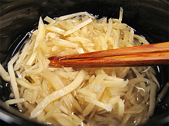 ラーメン:白い紅しょうが@博多一幸舎・野間店・高宮