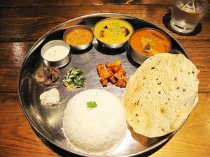 6スペシャルミールス1,300円+インディカ米100円@葉菜