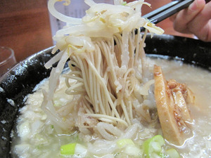 7博多雲海麺@六長屋