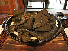 料理:五福開運・蓮の葉包み蒸し@僧伽小野・糸島