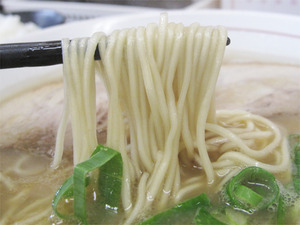 10ラーメン麺@幸せひとつ