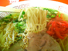 小笹飯店のラーメン麺