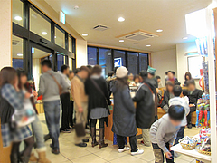 店内:待合席@かっぱ寿司・博多半道橋店