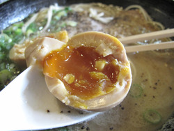 11半熟煮玉子100円@西谷家
