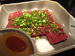 料理:レバー刺800円@牛もつ鍋なの川・福岡市中央区那の川