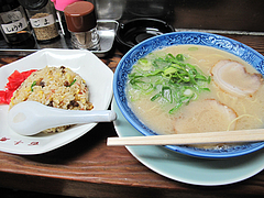 料理:ラーメンセット650円@ラーメン百千萬