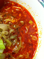 ランチ:坦々麺スープ@中華万里・長浜鮮魚市場会館・福岡