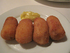 ÎÁÍý¡§À¸¥Ï¥àÆþ¤ê¥¯¥ê¡¼¥à¥³¥í¥Ã¥±800±ß¡÷Los Pinchos(¥í¥¹ ¥Ô¥ó¥Á¥ç¥¹)¡¦Çî¿¶èÌÖ¾ìÄ®