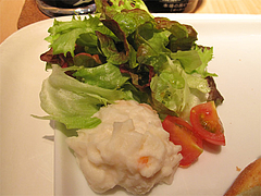 15ランチ：BLTサンドイッチのサラダ＠サンビーニカフェ(Sunbini cafe)・ドッグカフェ・薬院
