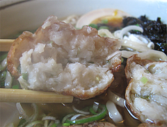 料理:つくね割る。@あごだし麺・五島軒