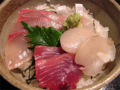 博多魚がしの海鮮丼600円＠長浜鮮魚市場会館