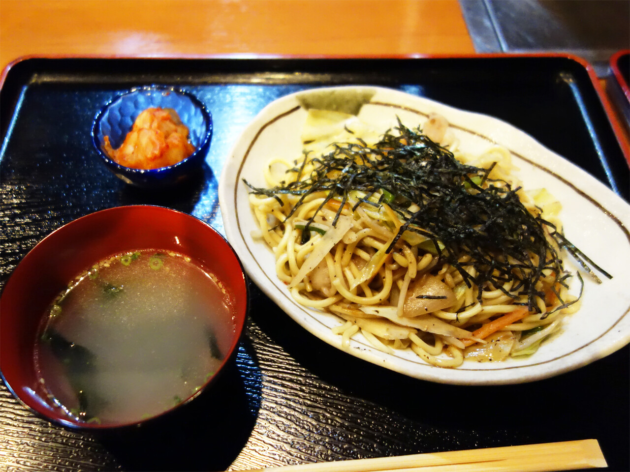 博多おんな節 福岡 丸腸入りもつ鍋焼きそば ふわとろ牛すじおでんランチ 天神ホルモン 今泉店