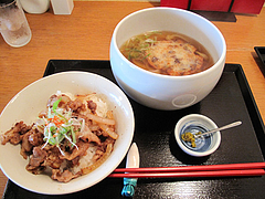 12ランチ:牛すじ丸天うどん+豚生姜焼丼ミニ780円@丸天うどん専門店・万平・七隈