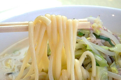 8会楽園麺