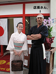 店内:ちょんまげサムライ店長さん。@ちょんまげ侍・博多川端商店街