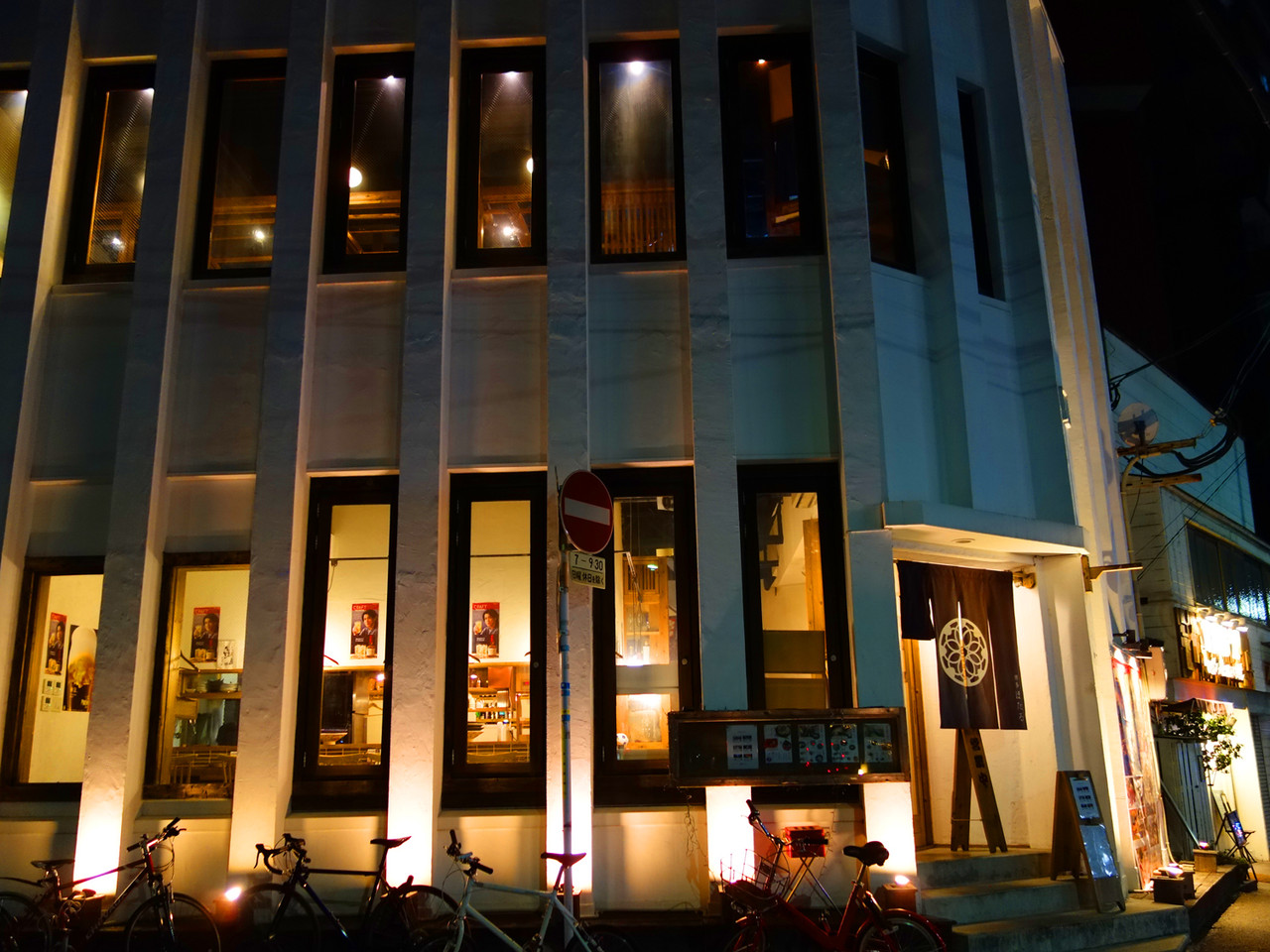 博多おんな節 福岡 大衆的な街にあるオトナ系居酒屋 博多ほたる 西新店 博多おんな節 福岡 大衆的な街にあるオトナ系居酒屋 博多ほたる 西新店