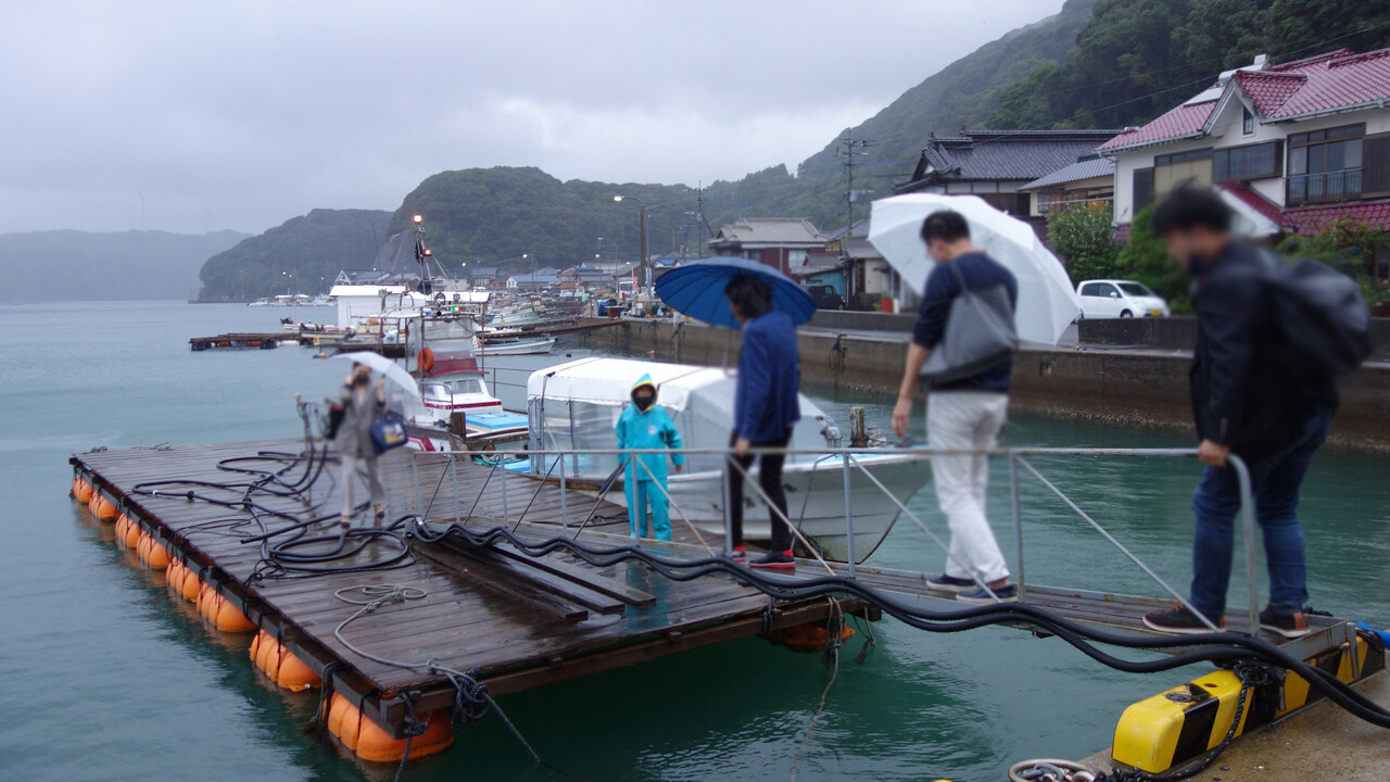 博多おんな節 佐賀 予約困難の秘境メシ 岬の外れで漁師が営む地魚料理処 魚山人