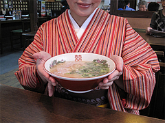 料理:ラーメン大きさ@一九ラーメン筑紫・蔵
