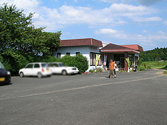 22外観:広い駐車場@福岡・吉井・豚足・山歩