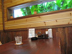 店内:テーブル1卓@かつきち・大橋