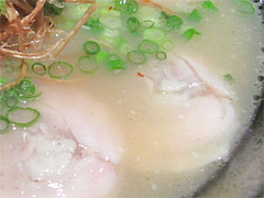 料理:白湯鶏叉焼麺(あっさり)スープ@ラーメン・ランチ・たらふくまんま・春吉
