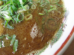 4料理:黒正油とんこつらーめんスープ@博多めんとく屋(麺篤屋)