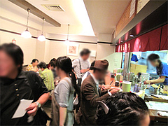 5店内:カウンター10席テーブル16席@お好み焼ふきや・福ビル地下
